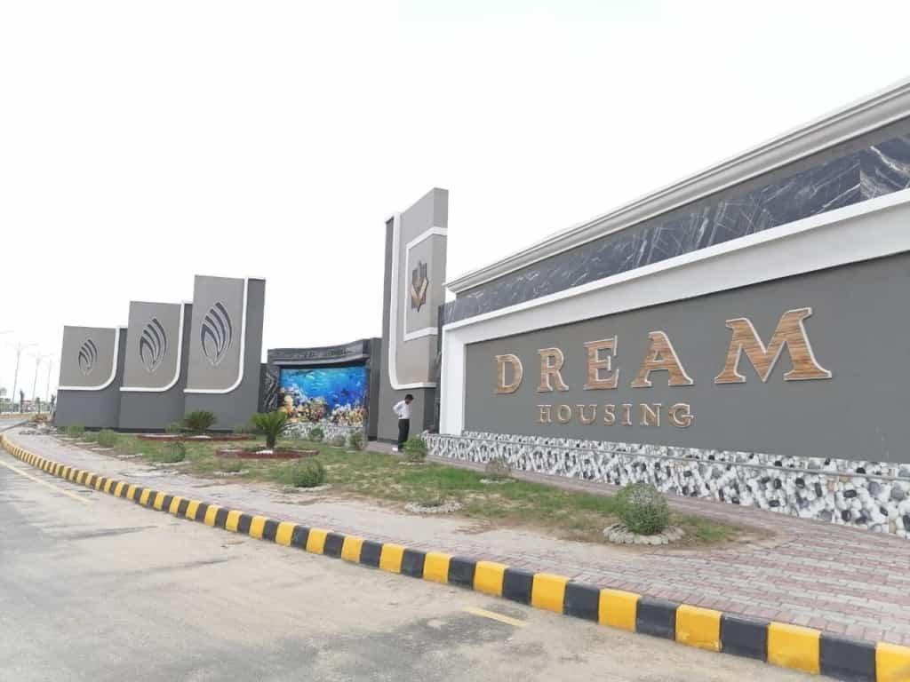 Dream Housing Society, Lahore
