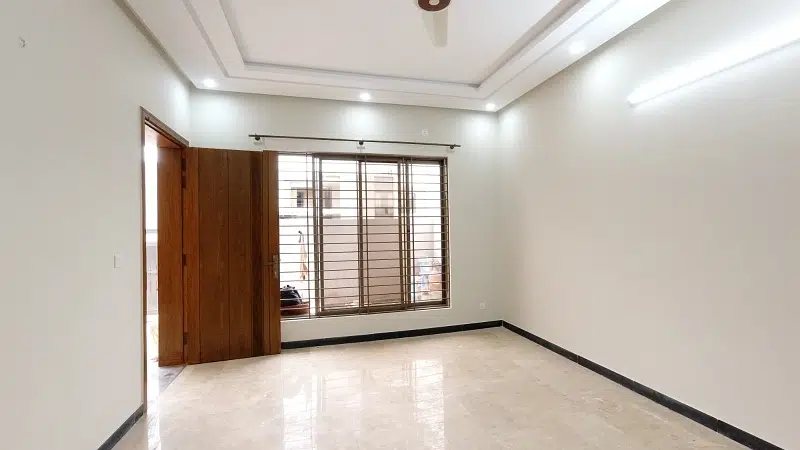 420852195-800×600-1