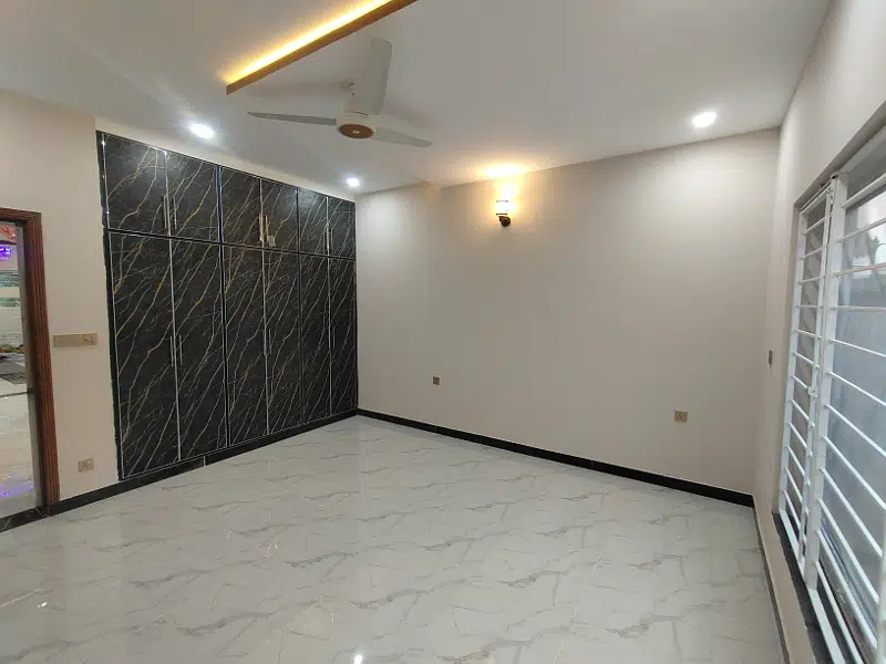 421380879-800×600-1