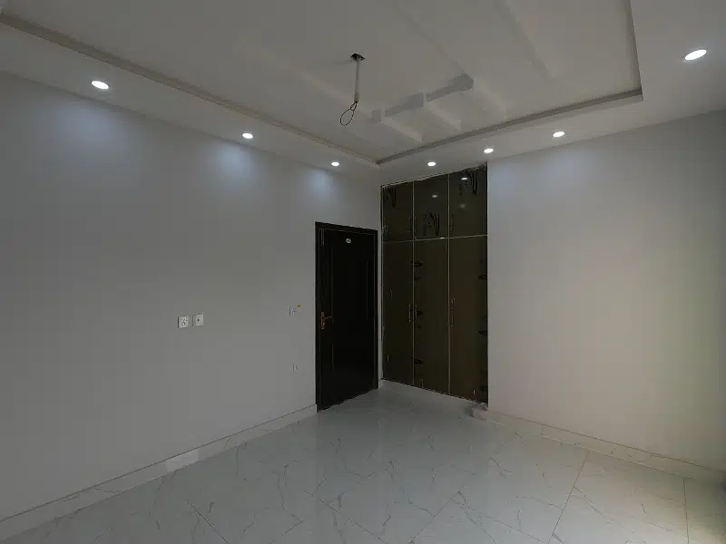 421806829-800×600-1