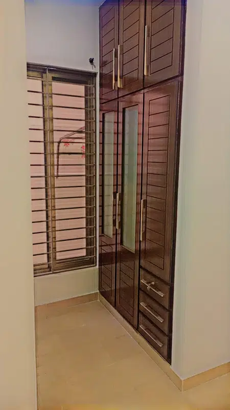 421888976-800×600-1