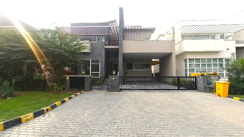 422354867-800×600-1