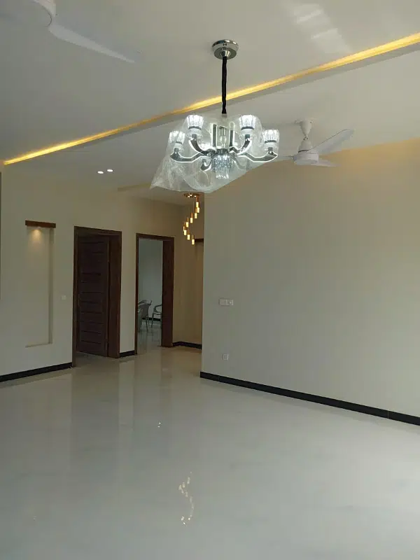 422943092-800×600-1