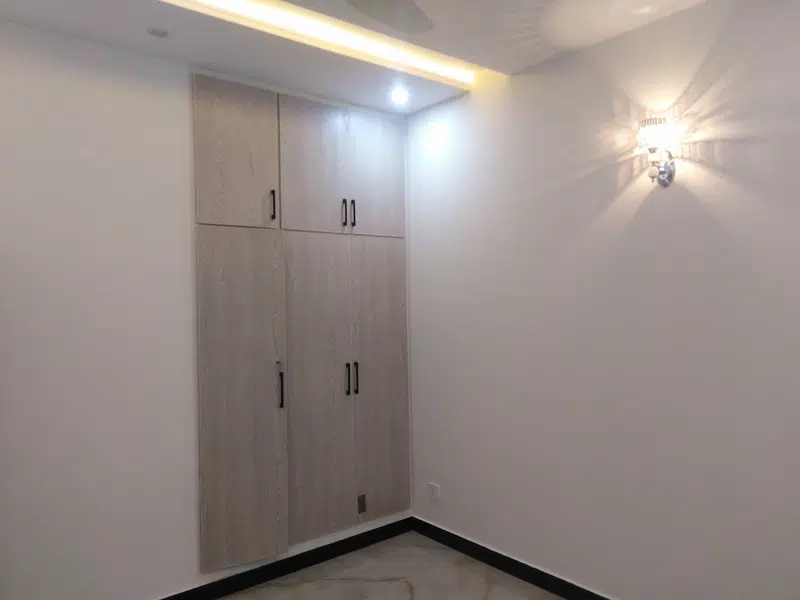 423898036-800×600-1