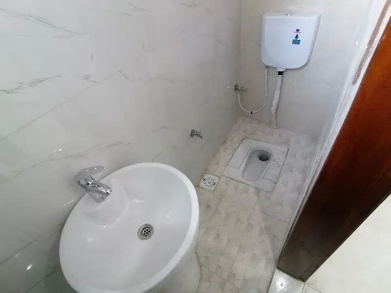 423898131-800×600-1