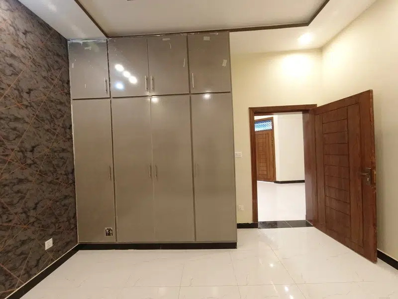 423898164-800×600-1