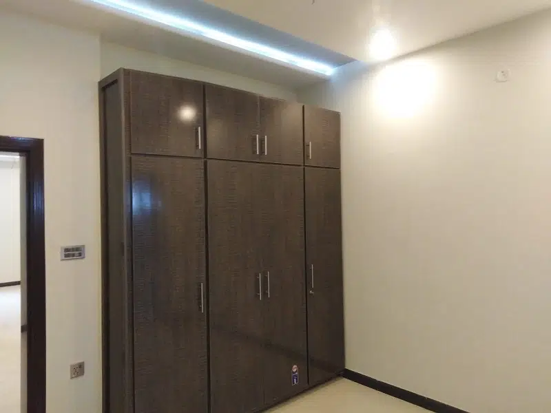 423898326-800×600-1