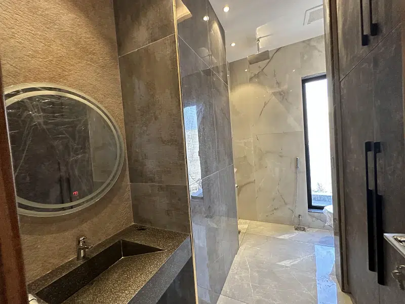 424702224-800×600-1