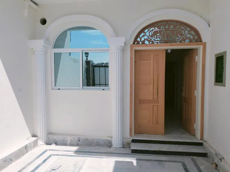 424935124-800×600-1