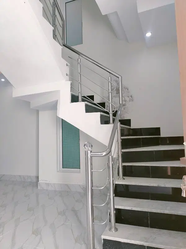 424935126-800×600-1