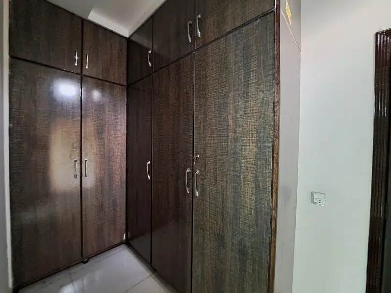 424988027-800×600-1