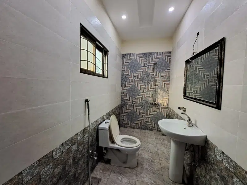 424988028-800×600-1