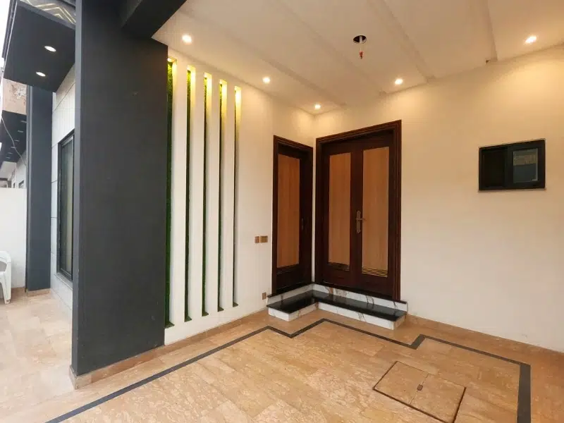 425240970-800×600-1
