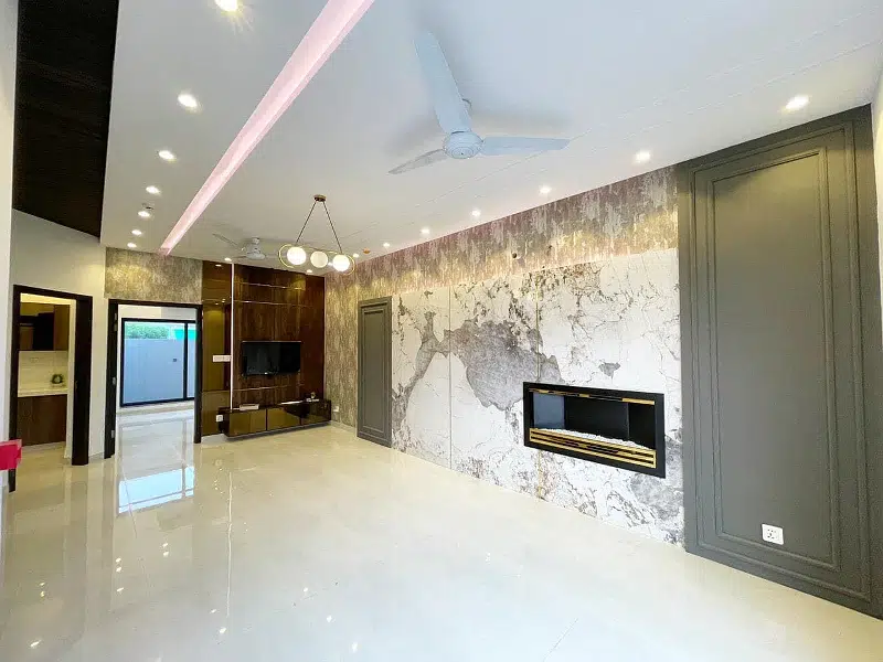 425634127-800×600-1